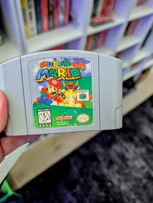 Super Mario 64, the photo from the post